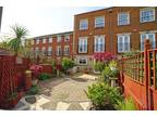 Captains Row, Old Portsmouth PO1 3 bed terraced house for sale -