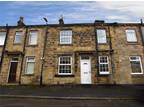 Swaine Hill Street, Yeadon, Leeds 2 bed terraced house for sale -