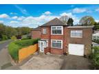 Woodhall Drive, Kirkstall, Leeds, West Yorkshire, LS5 4 bed detached house for