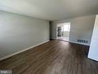 Flat For Rent In Medford, New Jersey