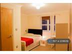 3 bedroom flat for rent in Qube, Birmingham, B1