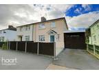 North Avenue, Chelmsford 3 bed semi-detached house for sale -