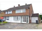 Benedict Drive, Chelmsford 3 bed semi-detached house for sale -