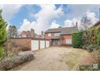 Bluebell Road, Eaton 4 bed detached house for sale -