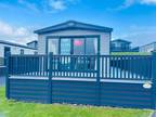 Newquay, Cornwall TR8 2 bed holiday park home for sale -