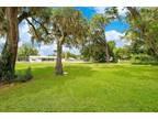 Home For Sale In Lakeland, Florida