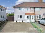 Bellhouse Road, Romford, RM7 2 bed end of terrace house for sale -