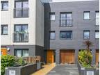 Granton Park Avenue, Edinburgh, EH5 4 bed terraced house for sale -