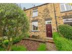 Clarendon Terrace, Morley, Leeds 2 bed terraced house for sale -