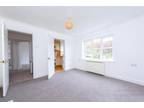 Burghfield Road, Reading, Berkshire. 2 bed apartment for sale -