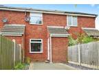 Romford Avenue, Leeds, LS27 2 bed terraced house for sale -