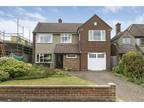 4 bedroom detached house for sale in Abbey Avenue, St Albans, AL3