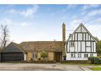 4 bedroom detached house for sale in North Mymms Park, AL9