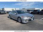 2018 Toyota Camry Silver, 59K miles