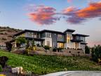 Luxury Estate in the Rolling Foothills