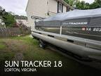 18 foot Sun Tracker PARTY BARGE 18 DLX