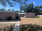 Home For Sale In Valrico, Florida