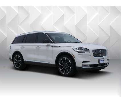 2023 Lincoln Aviator Reserve is a White 2023 Lincoln Aviator SUV in Friendswood TX