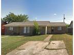 Home For Rent In Kennedale, Texas