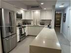 5415 Collins Ave #202