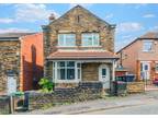 3 bedroom detached house for sale in Wesley Street, Cleckheaton, West Yorkshire