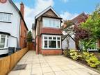 4 bedroom link detached house for sale in Southam Road, Hall Green, B28