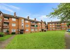 Moot Court, Fryent Way, London, NW9 3 bed flat for sale -