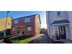 2 bedroom semi-detached house for sale in Lakeside, Station Approach, BA13