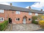 3 bedroom end of terrace house for sale in Meadow Road, Henley-In-Arden B95 5LD