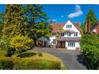 5 bedroom detached house for sale in Sharmans Cross Road, Solihull, B91