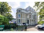 Streatham High Road, London, SW16 2 bed flat for sale -