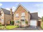 Lytcott Drive, West Molesey, Surrey, KT8 4 bed detached house for sale -