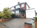 3 bedroom semi-detached house for rent in Four Oaks Common Road
