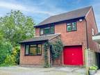 4 bedroom detached house for sale in Dunley Croft, Shirley, Solihull