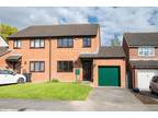 3 bedroom semi-detached house for sale in Harvest Close, Bromsgrove