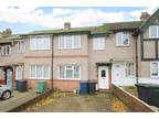 Berkeley Avenue, Greenford 3 bed terraced house for sale -