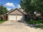 Single Family Residence, Traditional - Irving, TX 2732 Rochelle Pt