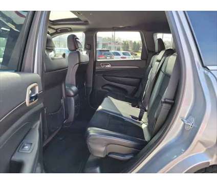 2015 Jeep Grand Cherokee Altitude is a Silver 2015 Jeep grand cherokee Altitude SUV in Newton NJ