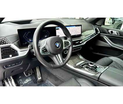 2024 BMW X5 M60i is a White 2024 BMW X5 3.0si SUV in Huntington Station NY