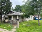 Home For Sale In Independence, Kansas