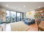 3 Bedroom Flat for Sale in Horizons Tower, E14
