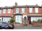 Cranbrook Road, Thornton Heath, CR7 2 bed terraced house to rent - £1,750 pcm