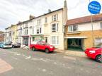4 bedroom terraced house for rent in Chesham Road, Brighton