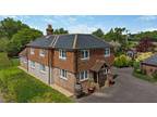 4 bedroom detached house for sale in Chiddingly, Lewes, East Susinteraction, BN8