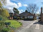 2 bedroom semi-detached bungalow for sale in Malthouse Lane, Earlswood, B94