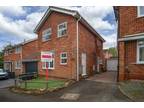 3 bedroom detached house for sale in Painswick Close, Oakenshaw, Redditch