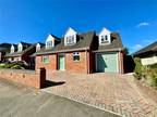 2 bedroom detached house for sale in Gordon Road, Highcliffe, Christchurch