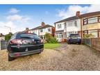 Chanterlands Avenue, Hull 3 bed semi-detached house for sale -