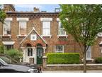 Sabine Road London SW11 3 bed terraced house to rent - £3,500 pcm (£808 pw)