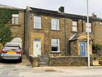 3 bedroom terraced house for sale in Sapgate Lane, Thornton, Bradford, BD13